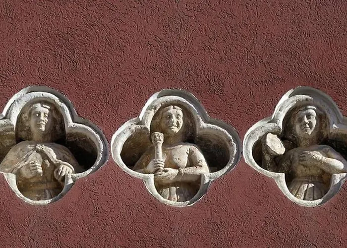 Tres Virtutes